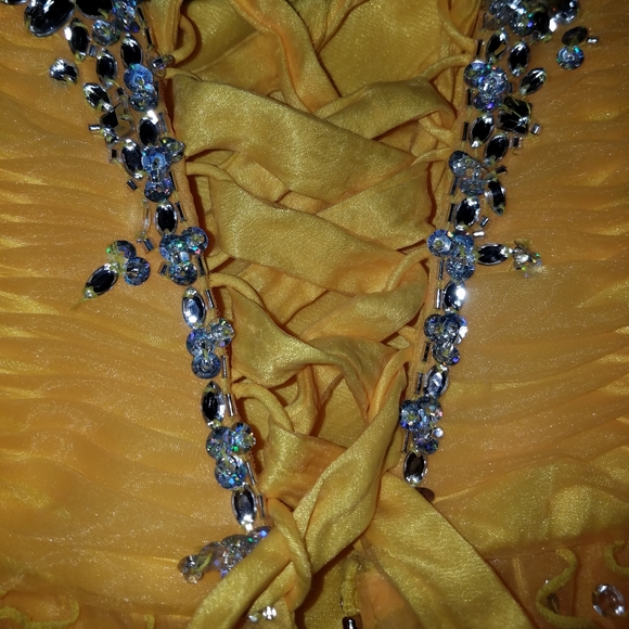 ๐ Mori Lee Sweetheart Party Jeweled Dress Size 1/2 Yellow ๐ - Picture 6 of 14